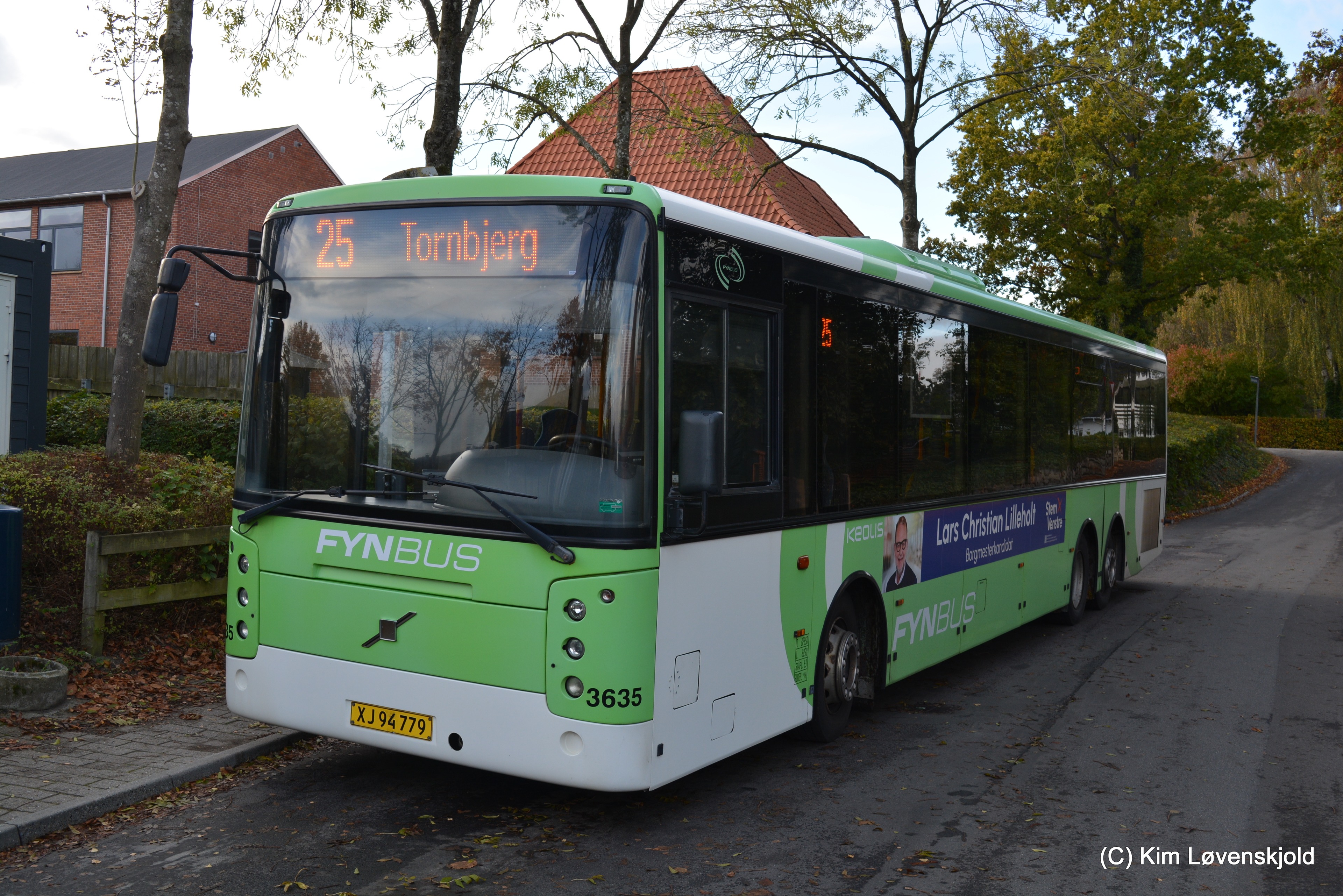 2009' Volvo B12BLE-61 Vest Center
