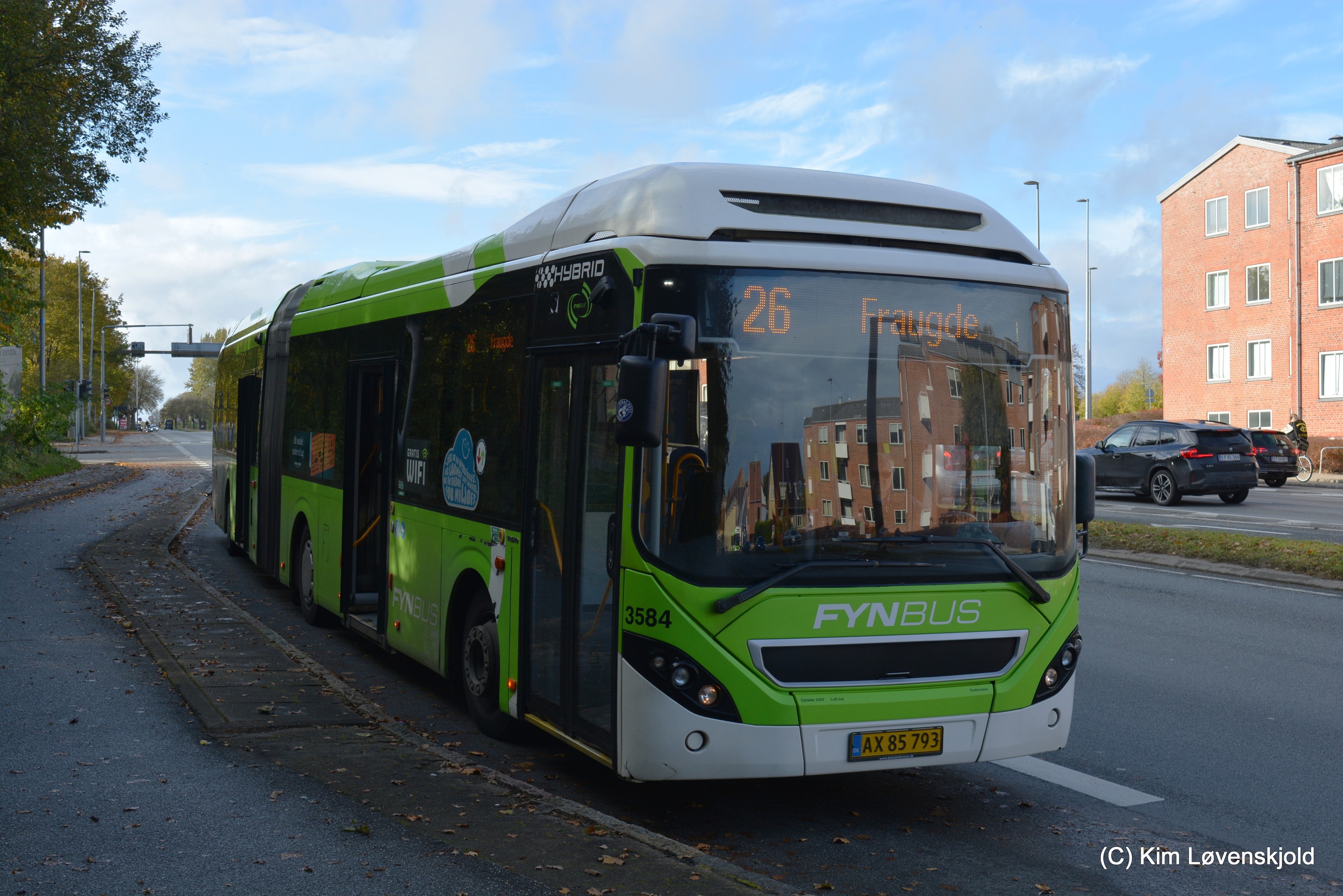 2015' Volvo B5LAH / 7900A Hybrid