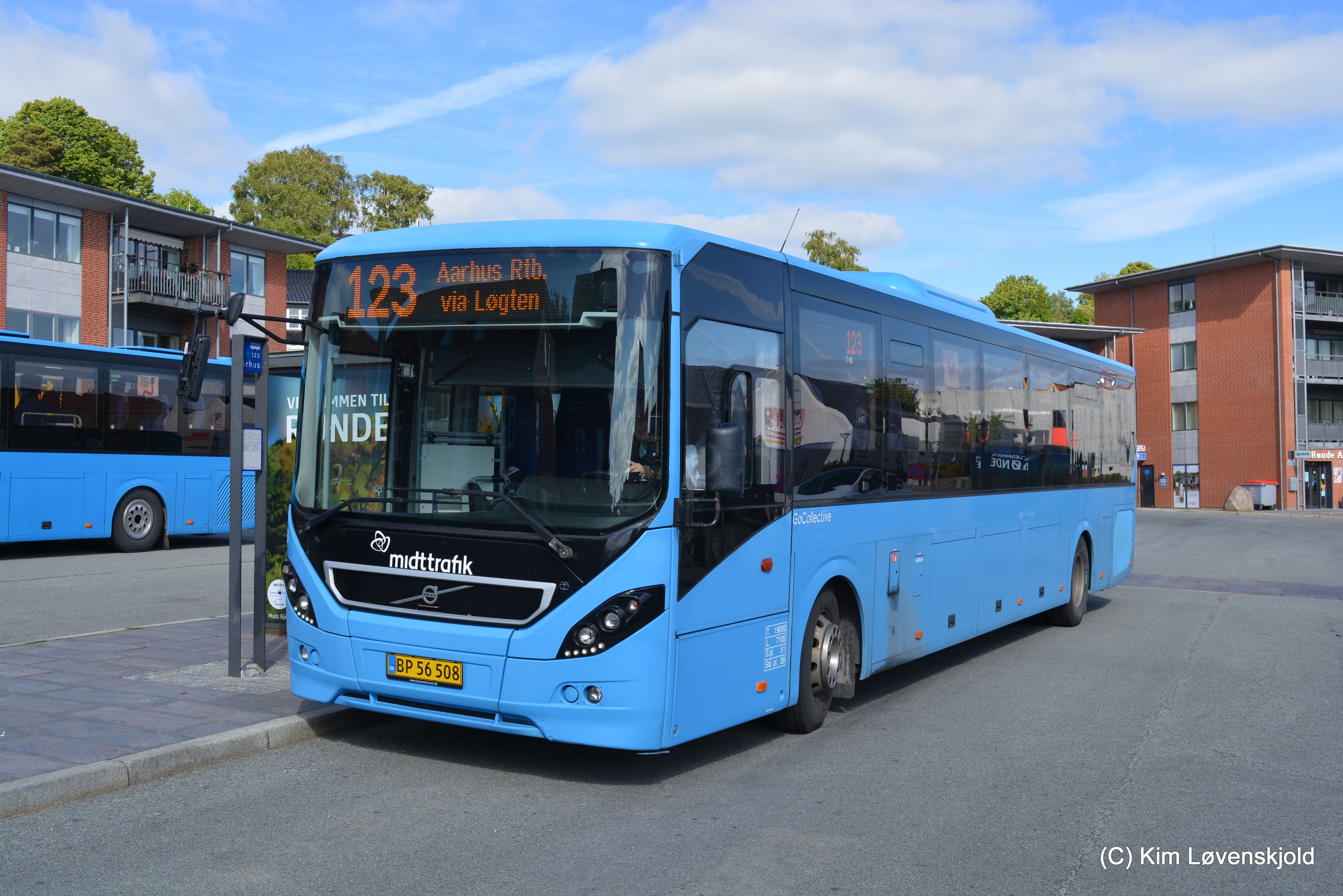 2017' Volvo B8R-72 / 8900