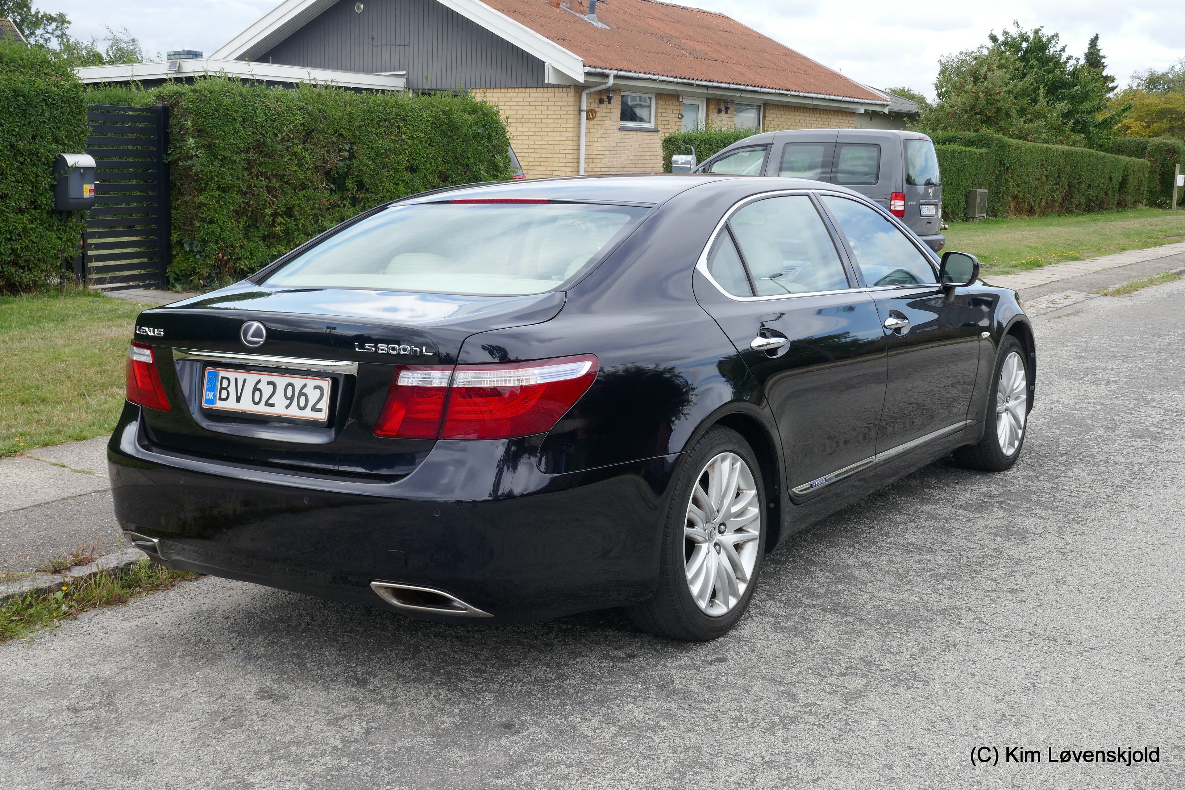2009' Lexus LS600h L